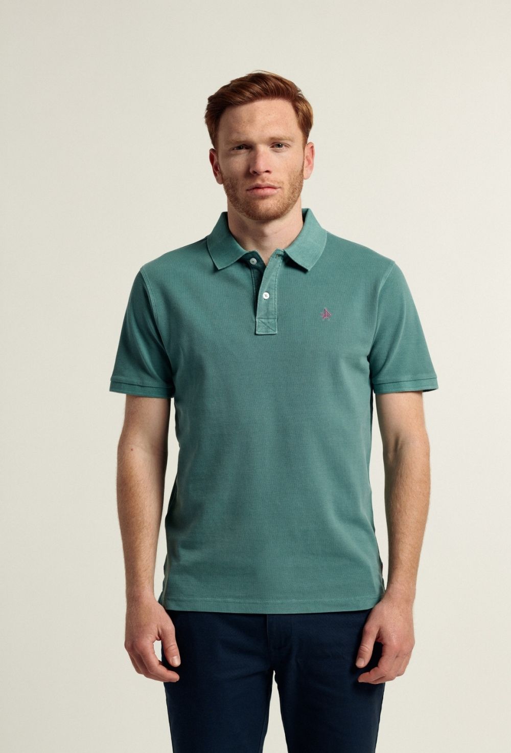 Polo Garment Dye verde - Valecuatro