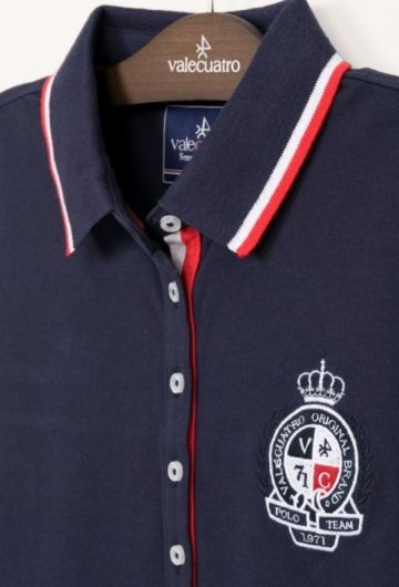 VESTIDO M ESCUDO