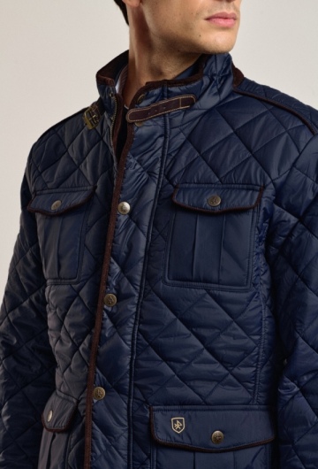 Chaqueta Husky Valecuatro clásica azul marino