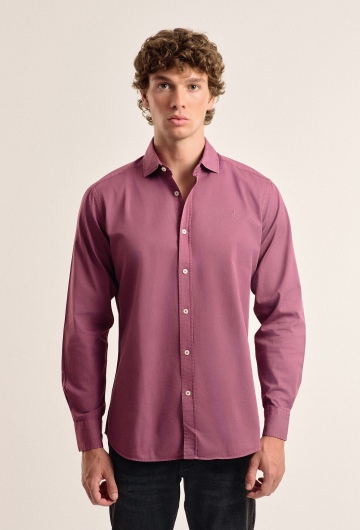 Camisa garment dye burdeos