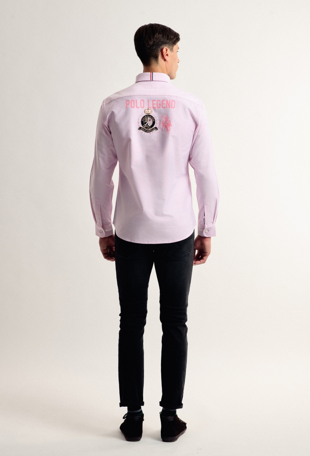 Camisa rosa bordada modelo Legend