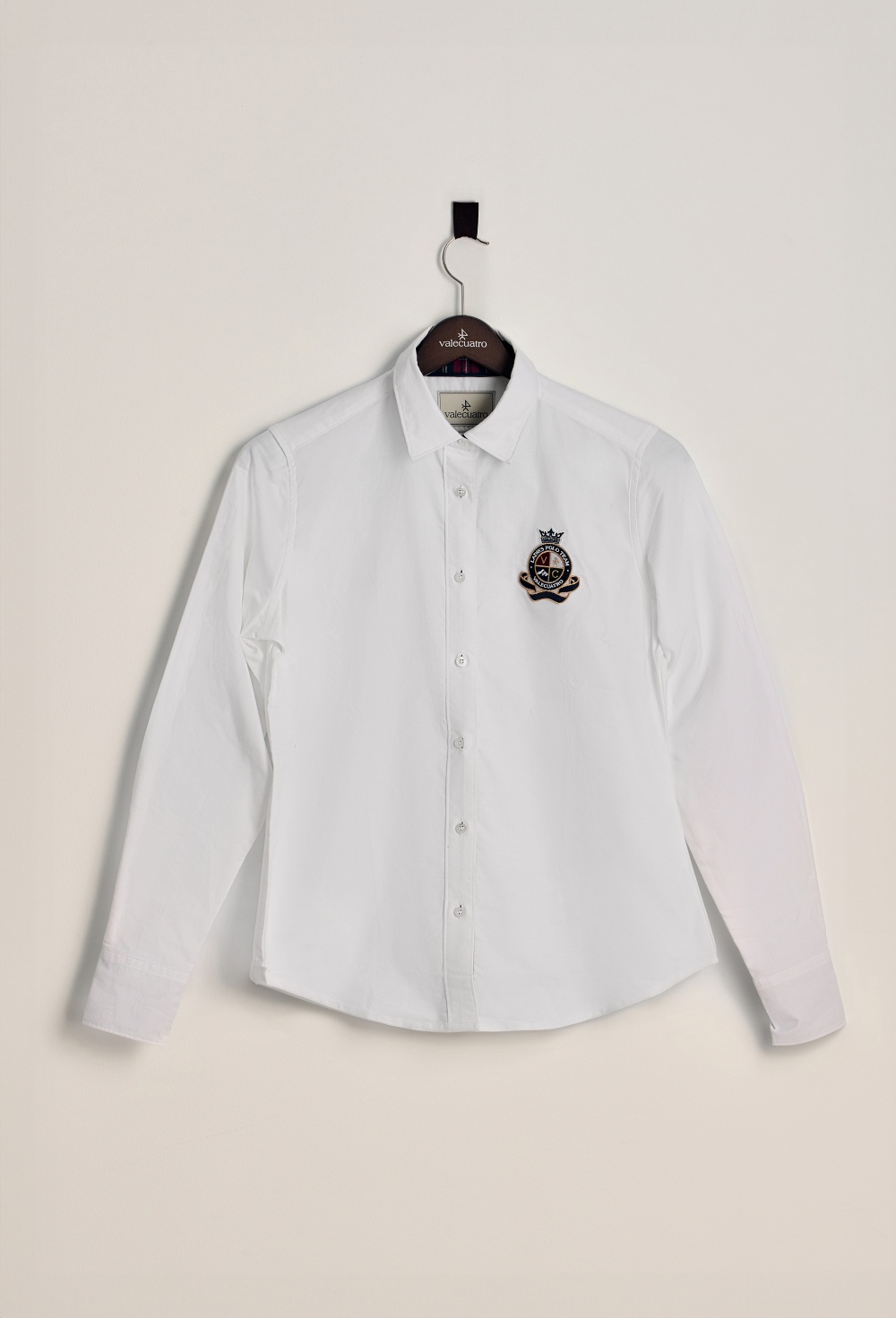 Camisa Oxford blanca modelo Escudo - Valecuatro