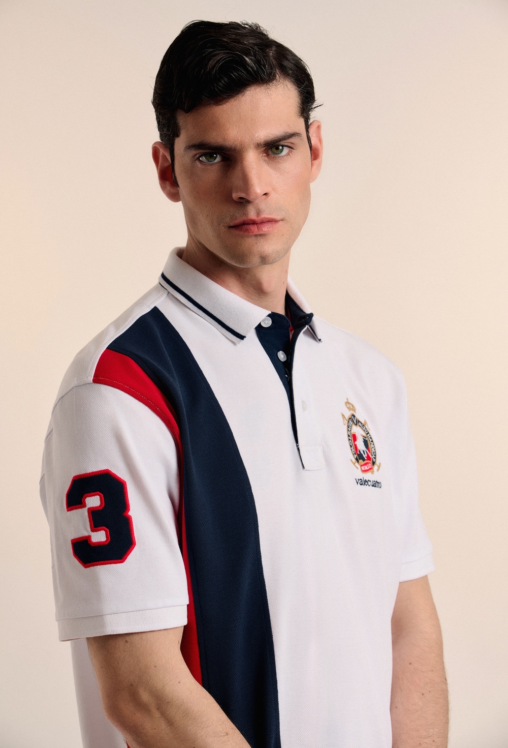 Polo tricolor escudo blanco - Valecuatro