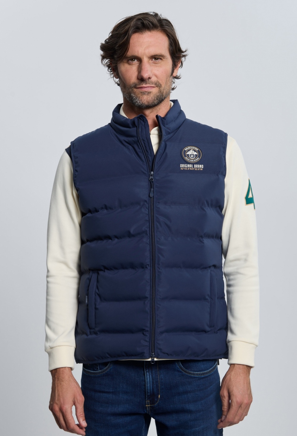 Valecuatro - CHALECO H ACOLCHADO 3 ESCUDOS