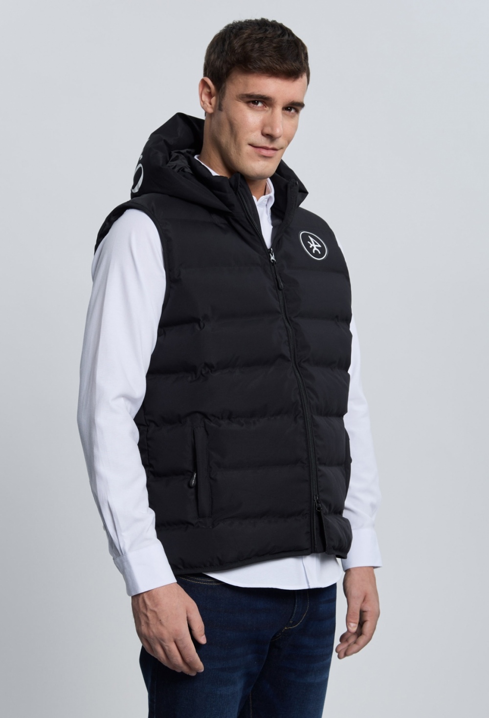 CHALECO H ACOLCHADO CAPUCHA - 89.95