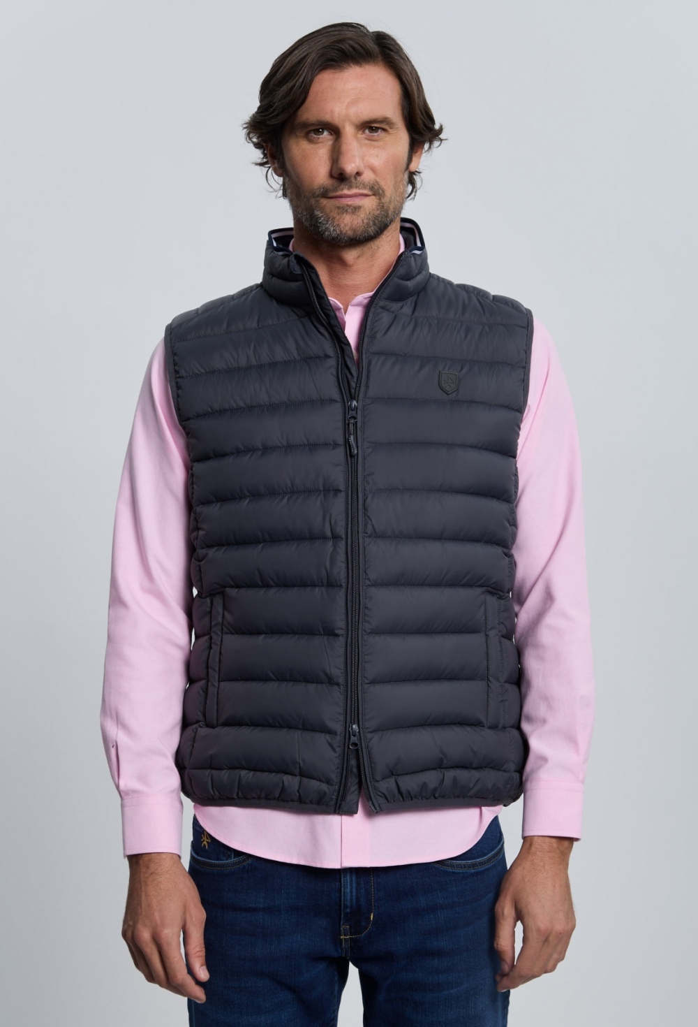 chalecos - Chaleco acolchado clásico gris I25H-6434-GR