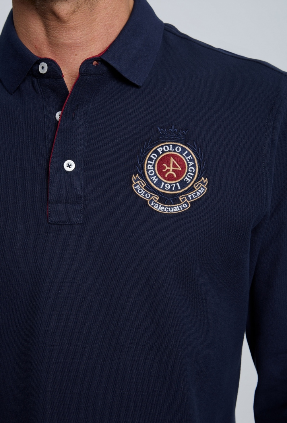 Polo modelo escudo azul marino - 48.97