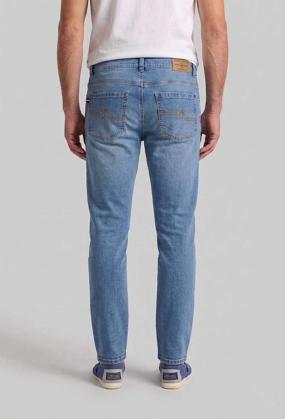 Jeans Valecuatro azul claro - 69.9