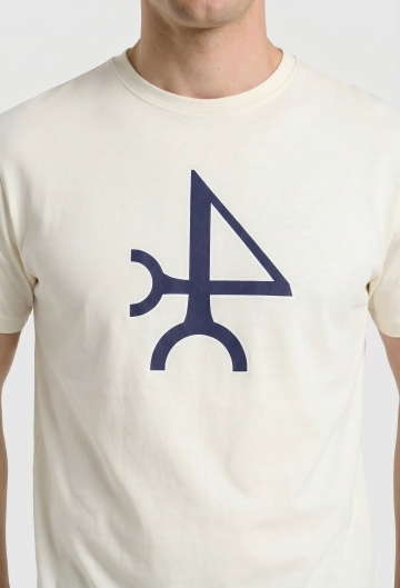 Camiseta logo color blanco roto