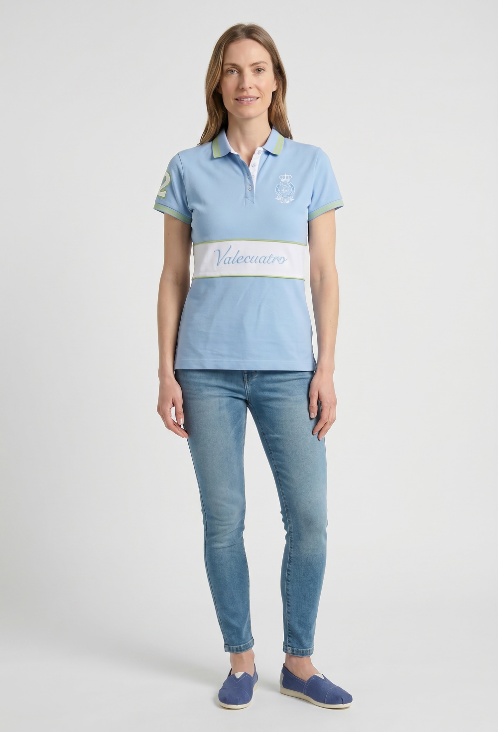 Valecuatro - Polo bordado franja Valecuatro celeste