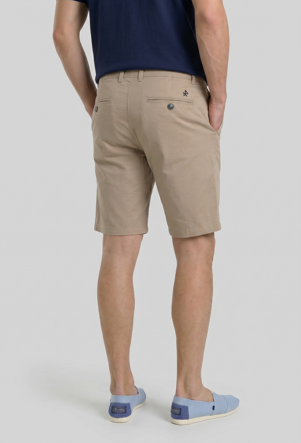 Valecuatro - Bermuda clásica color beige